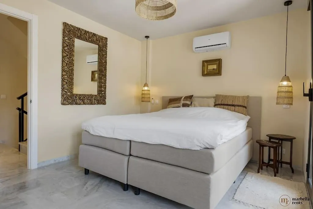 Costabella Townhouse Near The Beach Marbella Apartment