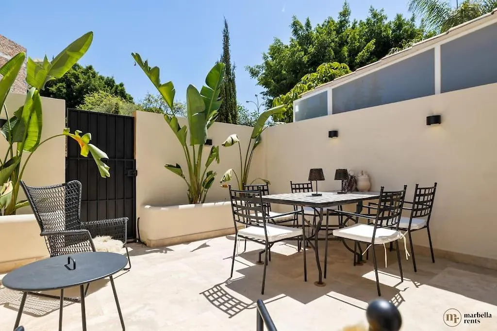 Costabella Townhouse Near The Beach Marbella Apartment